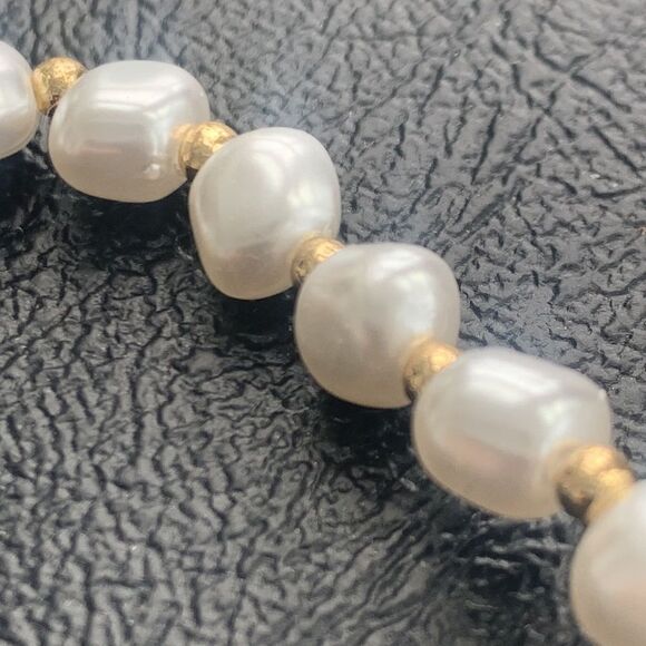 Mason & Madison Faux Pearl Adjustable Bracelet with Faux Jade Charm, Gift Ready - Picture 10 of 11